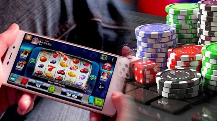 Antarmuka mobile draja77 menampilkan status layanan aktif dan menu taruhan olahraga